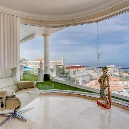 וילה Marina Luxury Sea View Private Pool & Garden - *