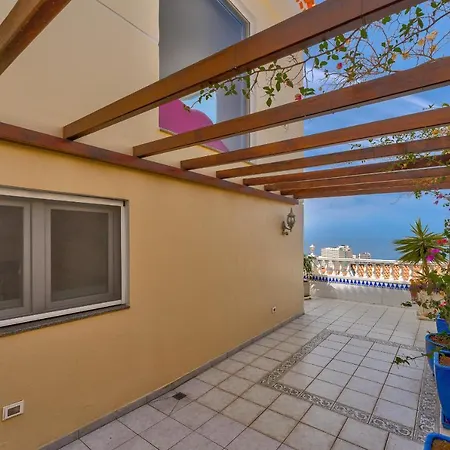 וילה Marina Luxury Sea View Private Pool & Garden - *