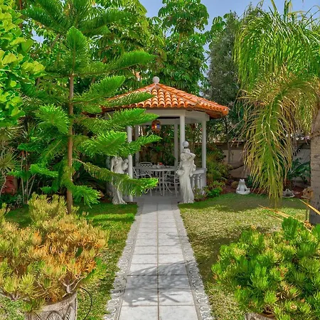 וילה Marina Luxury Sea View Private Pool & Garden - אדחה
