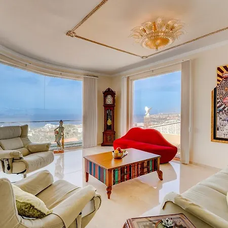 빌라 Marina Luxury Sea View Private Pool & Garden - *