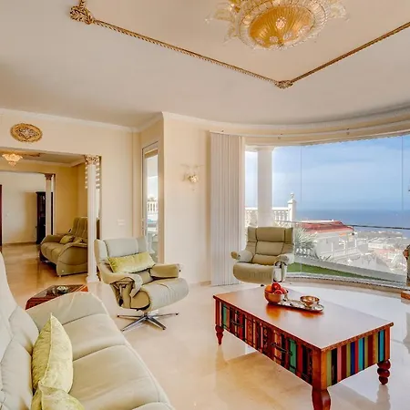 빌라 Marina Luxury Sea View Private Pool & Garden - 아데제